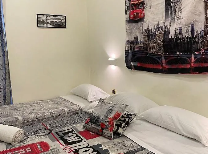 ホテル Alessandro Poerio ナポリ