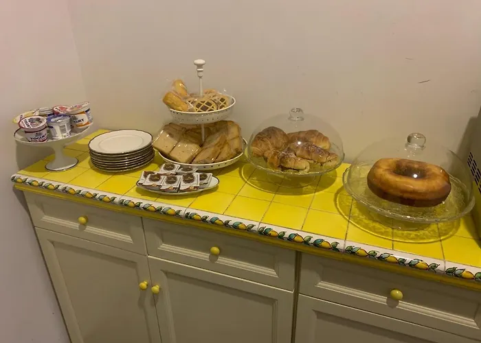 ホテル Alessandro Poerio