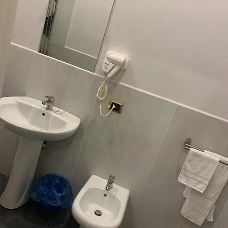 Alessandro Poerio Hotel 3*