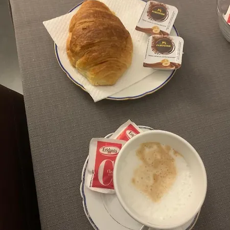 Alessandro Poerio Hotel