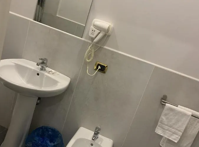 Alessandro Poerio Hotel 3*